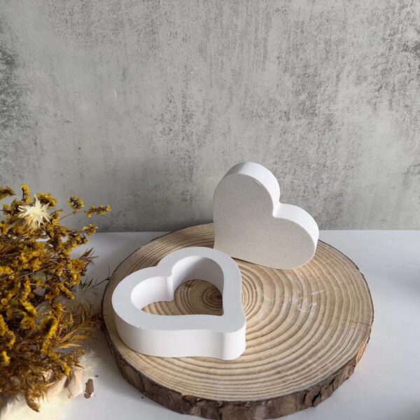 Valentine's Day Hollow Heart Silicone Mold - Image 3
