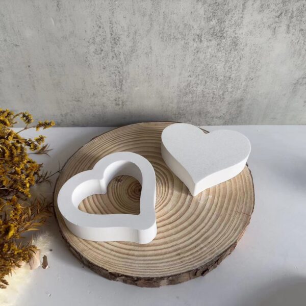 Valentine's Day Hollow Heart Silicone Mold - Image 2